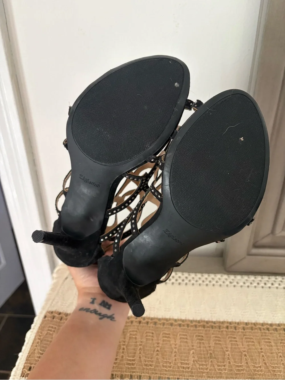 Zigi Soho Daliyah Black Rhinestone Cage Stiletto Heels Size 10